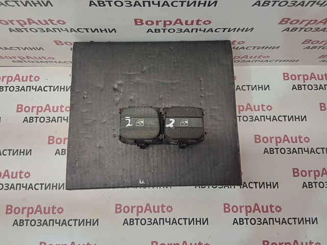 Кнопка подъемника переднего правого стекла 3A0959855B VAG