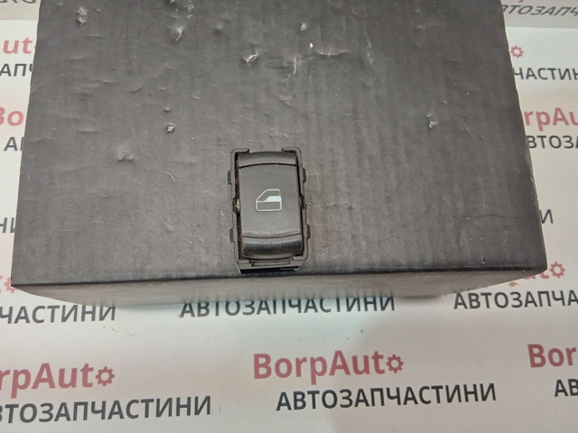 Кнопка подъемника задних стекол 3B0959855 VAG
