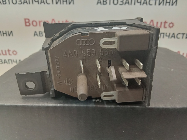 VAG 4A0959565 Блок управления зеркалами заднего вида, на двери в наличии Ирпень