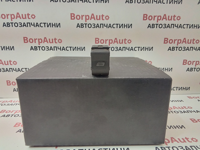 Кнопка подъемника заднего правого стекла 4D0959855 VAG