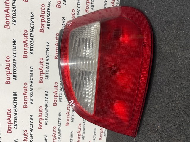 Фонари задние 7700428321 RENAULT