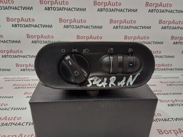 Переключатель света фар на "торпедо" 7M1941531D VAG