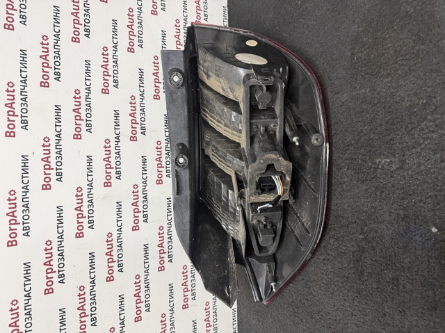 8200127702E RENAULT Фонарь задний правый купить в Ирпень