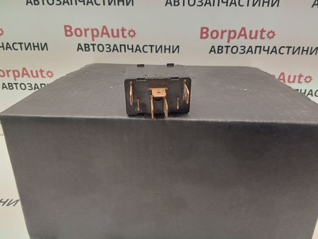 89395985501C VAG Кнопка включения мотора стеклоподъемника передняя левая купить в Одесса