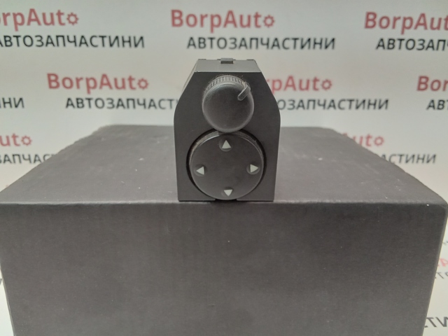 Регулятор зеркал 8D0959565 VAG