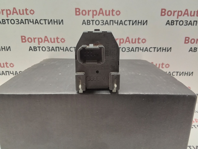 VAG 8D0959565A Регулятор зеркал в наличии Каменское