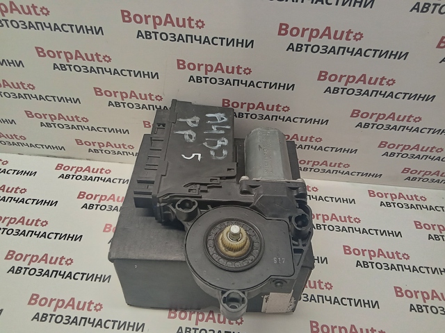 VAG 8E1959802E Мотор стеклоподъемника двери передней правой в наличии Винница