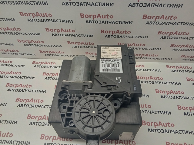 Мотор стеклоподъемника двери передней, правой 8E1959802E VAG