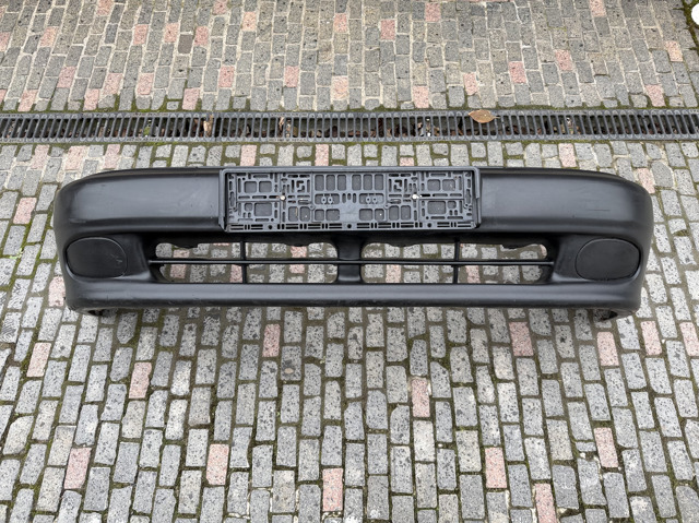 Бампер передний 96303214 GM