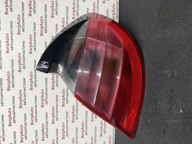 Задняя правая фара A2038200664 MERCEDES