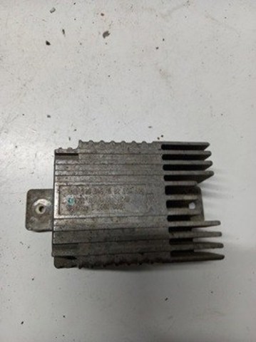 Regulador de revoluções de ventilador de esfriamento (unidade de controlo) 0205451532 Mercedes