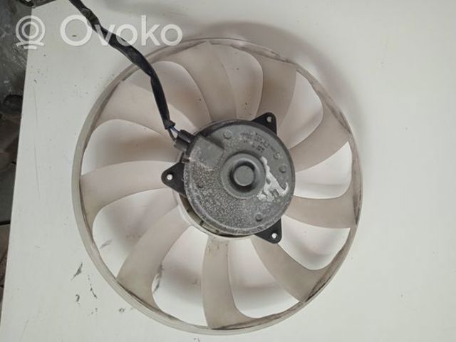 Motor direito de ventilador do sistema de esfriamento 1636337010 Toyota