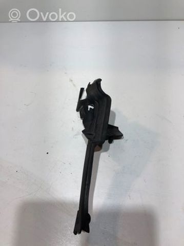 1645001516 Mercedes
