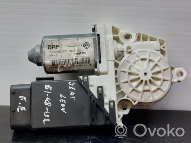 Motor de acionamento de vidro da porta dianteira esquerda 1C0959801 VAG