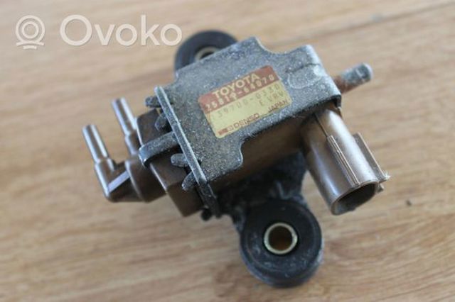Válvula de impulsionador de vácuo dos freios 2581964070 Toyota