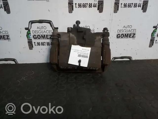 Suporte do freio dianteiro direito 45012SN7G50 Honda