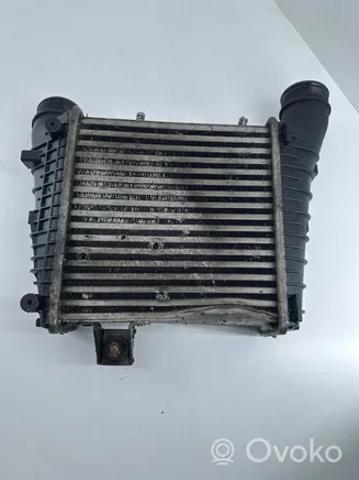 Radiador de intercooler 4H0145805J VAG