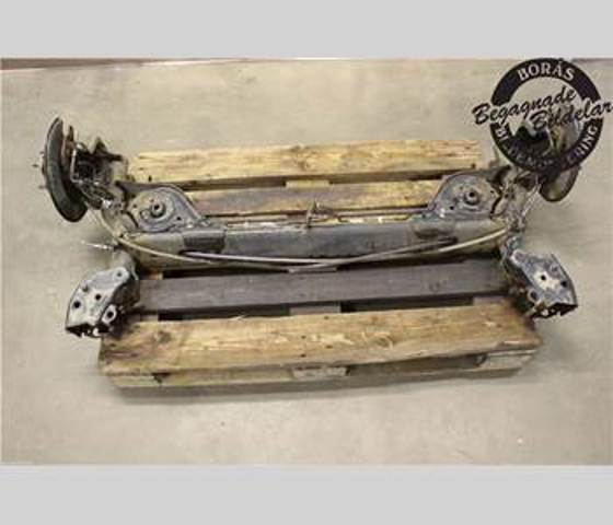 Viga de suspensão traseira (plataforma veicular) 555011KA1C Nissan/Infiniti