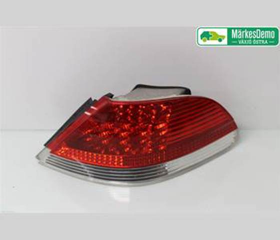 Lanterna traseira direita externa 63217164736 BMW