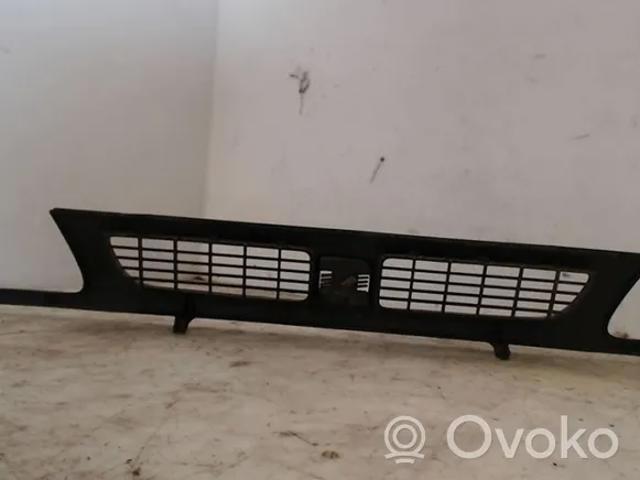 Grelha do radiador 6K6853655BGRU VAG