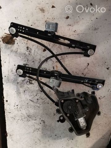 Motor de acionamento de vidro da porta dianteira direita 6R0959802P VAG