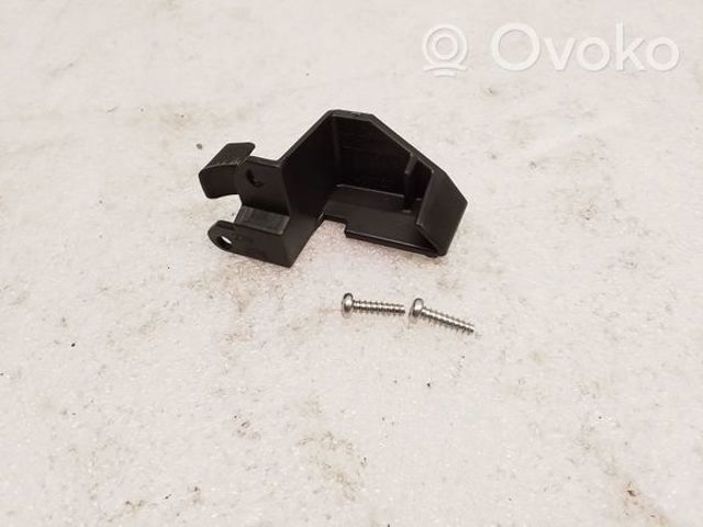 Consola (adaptador) de fixação da luz dianteira esquerda 8119405020 Toyota