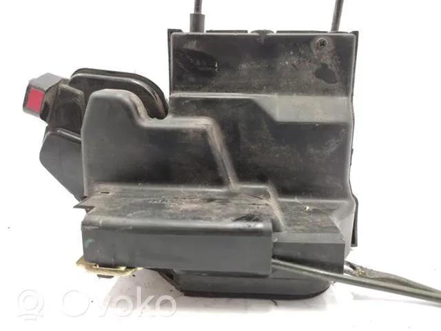 Fecho da porta dianteira esquerda 813152C000 Hyundai/Kia