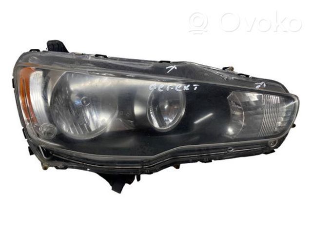 Luz direita 8301C338 Mitsubishi