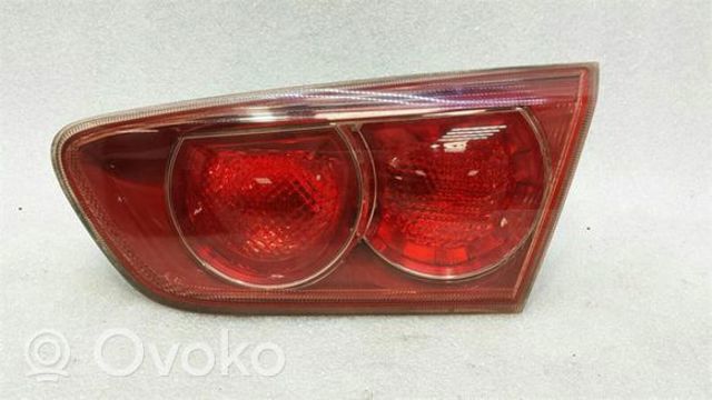 Lanterna traseira direita interna 8337A046 Mitsubishi