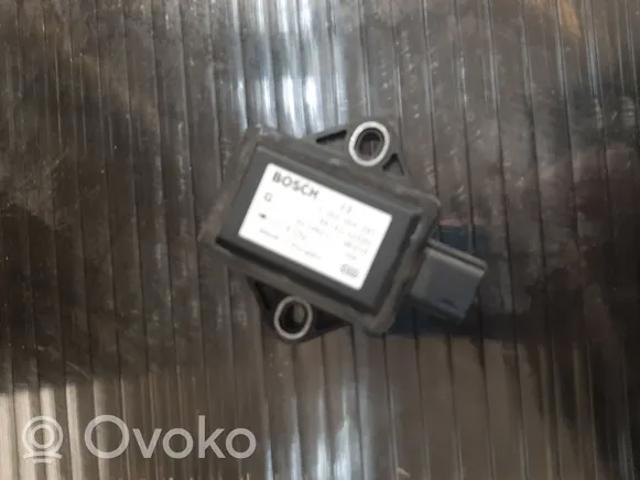 Sensor de aceleração longitudinal 8918302020 Toyota