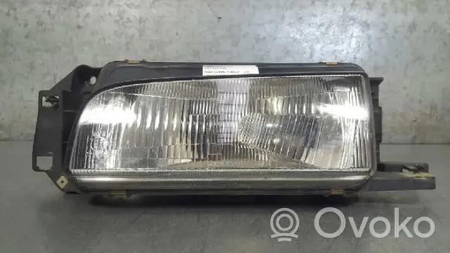 Luz esquerda 8DBY51040A Mazda
