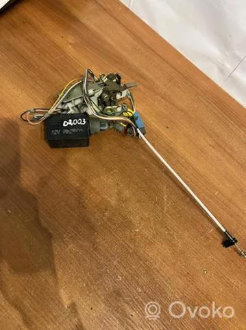 Fecho de tampa de porta-malas (de 3ª/5ª porta traseira) 9017400435 Mercedes
