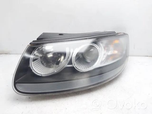 Luz esquerda 921012B010 Hyundai/Kia