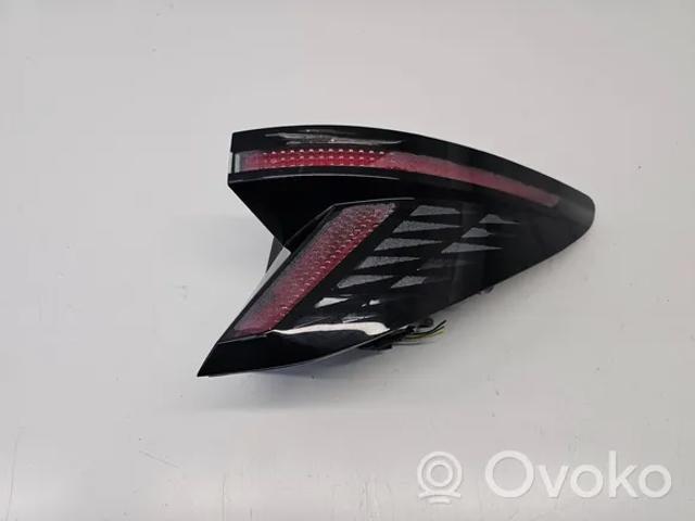 Lanterna traseira direita externa 92402N7100 Hyundai/Kia