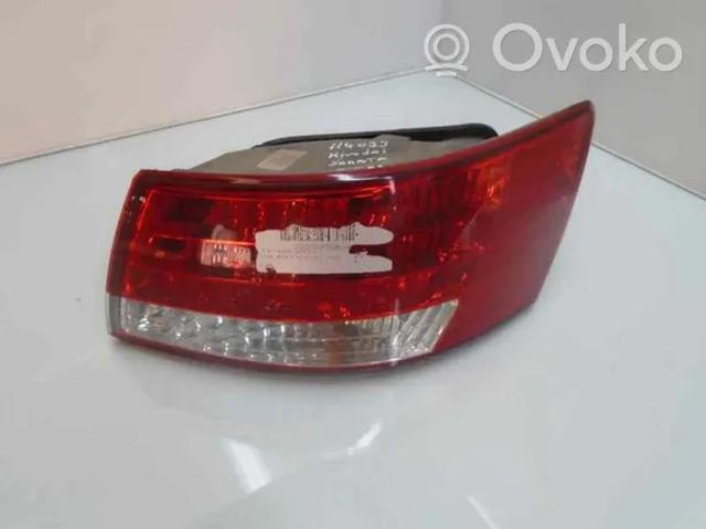 Lanterna traseira direita externa 924123K000 Hyundai/Kia