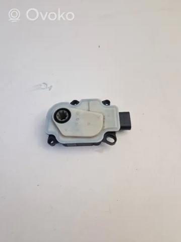 Acionamento (motor) de perciana do radiador 95B965501AA VAG