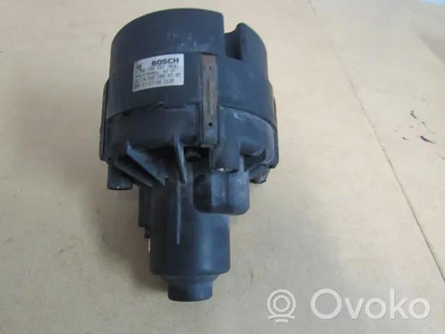 Bomba de ar A0001404385 Mercedes