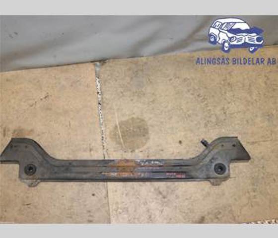 Suporte inferior do radiador (painel de montagem de fixação das luzes) A1646201034 Mercedes