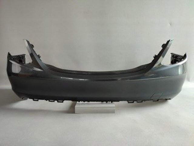 Pára-choque traseiro A2058850138 Mercedes