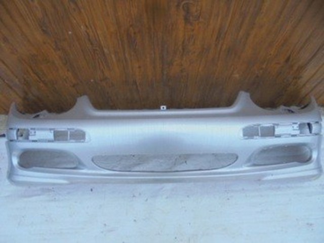 Pára-choque dianteiro A2098850025 Mercedes