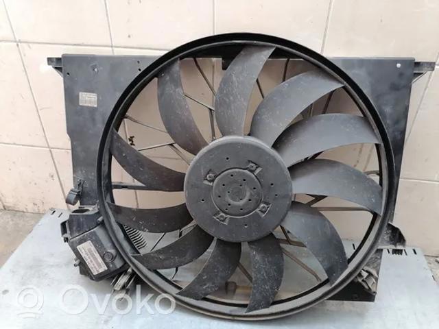 Ventilador elétrico de esfriamento montado (motor + roda de aletas) A2115000493 Mercedes