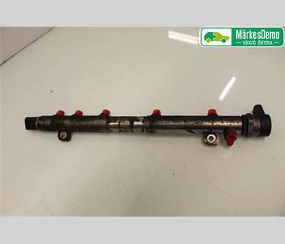 Distribuidor de combustível (rampa) A6460701895 Mercedes