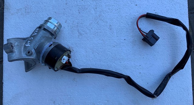 Fecho de ignição A9434600104 Mercedes