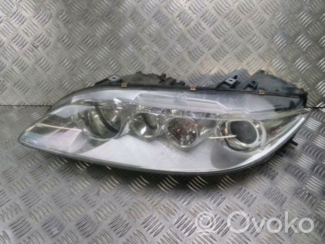 Luz esquerda GJ6E51041C Mazda