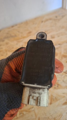 0221504030 BOSCH Катушка зажигания купить в Николаев