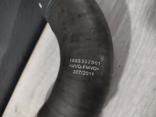 RENAULT 1065332S01 Патрубок интеркулера в наличии Украина