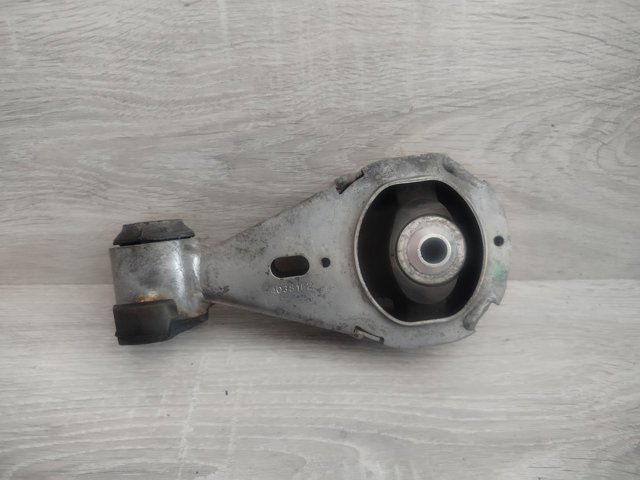 113560012R RENAULT Подушка (опора) двигателя правая верхняя купить в Ровно