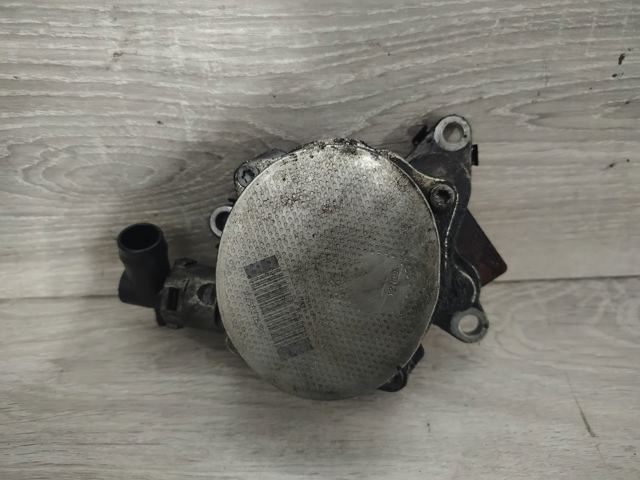 Механический вакуумный насос 146503760R RENAULT