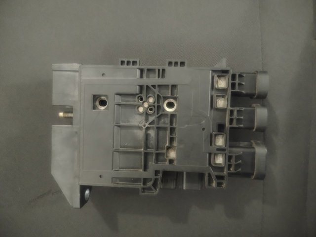 243800010R RENAULT Блок предохранителей купить в Полтава