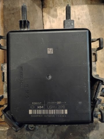 Монтажный блок предохранителей 284B63106R RENAULT